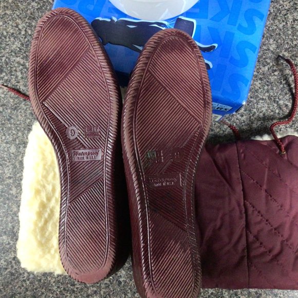 Weather proof winter boot - Picture 3 of 3